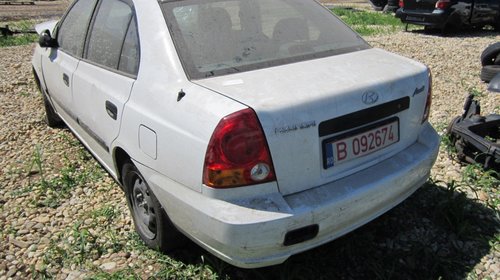 Dezmembrez Hyundai Accent din 2005, 1.5 crdi