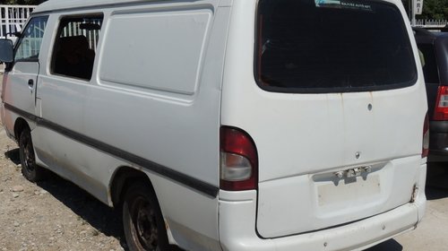 Dezmembrez HYUNDAI H100, model masina 1997 Oradea