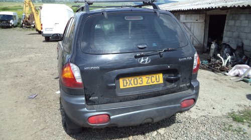 Dezmembrez Hyundai Santa Fe din 2003