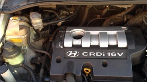 Dezmembrez Hyundai Trajet 2.0 CRDI