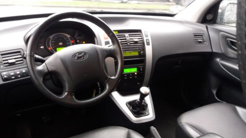 Dezmembrez Hyundai Tucson 2005,Piese originale de calitate !