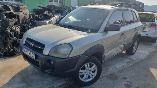 Dezmembrez Hyundai Tucson 2006 4x4 2.0 benzina