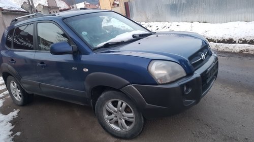 Dezmembrez Hyundai Tucson motor 2.0 crdi 103kw din 2007