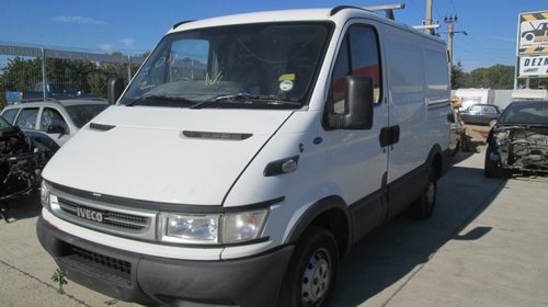 Dezmembrez iveco daily 2.3 JTD 2004