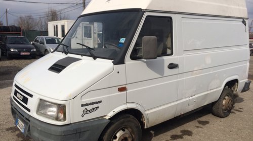 Dezmembrez Iveco Daily 2,8 d 1998