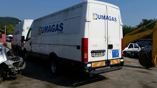 Dezmembrez iveco daily 50 c13, an 2004, 2800 tdi