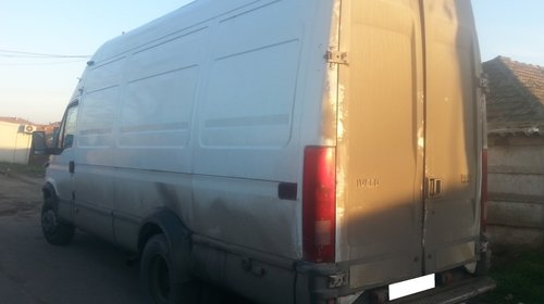 Dezmembrez IVECO DAILY, an fabr. 2002, 2.8D, 65C15, punte dubla