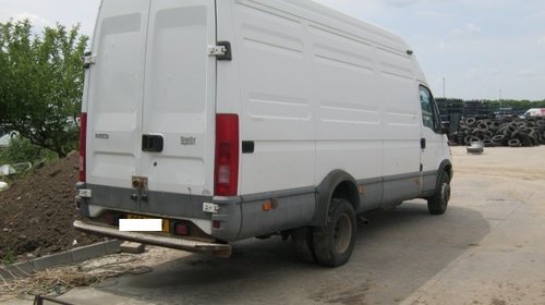 Dezmembrez Iveco Daily din 2004, 2.8D,