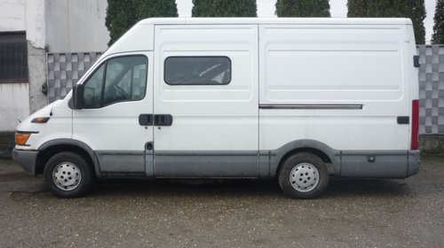 Dezmembrez Iveco Daily III, 2.8 hpi, 105 cp, an 2002, motor 8140.43B