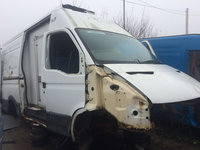 Dezmembrez Iveco Daily