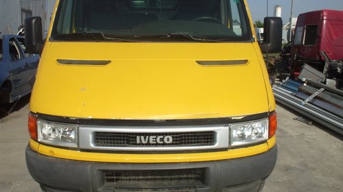 Dezmembrez Iveco Daily