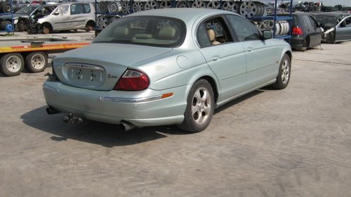 Dezmembrez Jaguar S-Type din 2000, 2.3b,