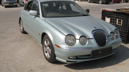Dezmembrez Jaguar S-Type din 2000, 2.3b,