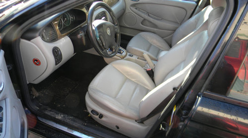 Dezmembrez Jaguar X-TYPE (CF1) 2001 - 2009 3.0 V6 Tractiune Integrala AJ-V6 ( CP: 230, KW: 169, CCM: 2967 ) Benzina