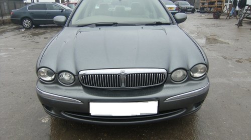 Dezmembrez JAGUAR X-TYPE din 2002 (2.0 B) (11