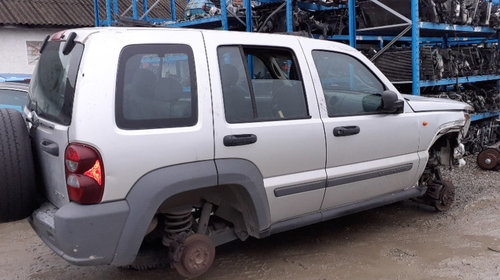 Dezmembrez Jeep Cherokee din 2005, motor 2.8 Diesel.