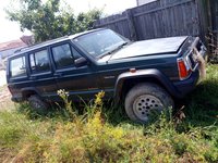 Dezmembrez jeep Cherokee