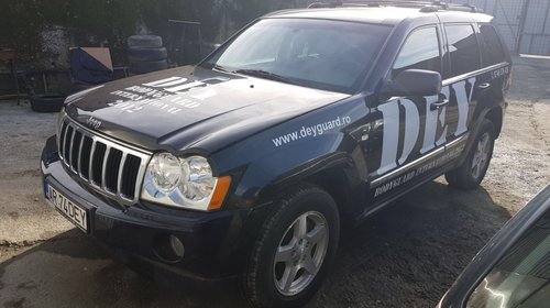 Dezmembrez Jeep Grand Cherokee an 2006 motor 