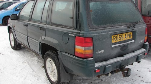 Dezmembrez Jeep Grand Cherokee din 1998
