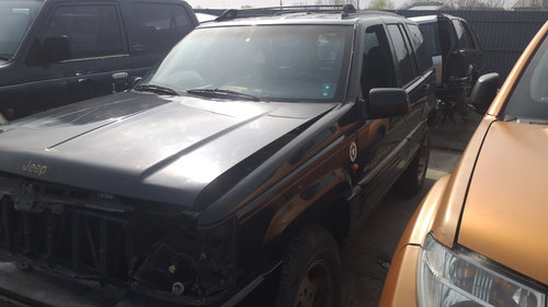 Dezmembrez Jeep Grand Cherokee ZJ 5.2B/ 4.0B/