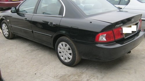 Dezmembrez Kia Magnetis din 2005, 2.0b