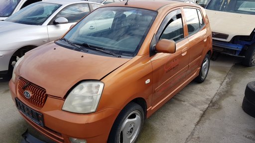 Dezmembrez Kia Picanto 2006 1.1i