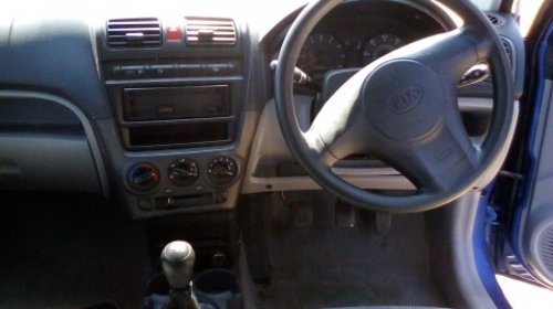 Dezmembrez Kia Picanto ,an 2005