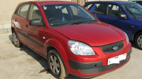 Dezmembrez Kia Rio din 2005, 1.5d,