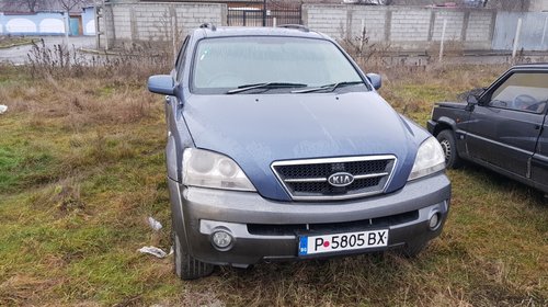 Dezmembrez Kia Sorento 2.5 diesel BACAU