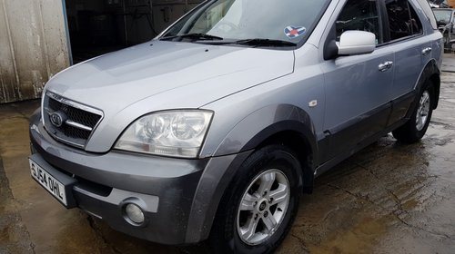 Dezmembrez Kia Sorento 2005 2.5crdi