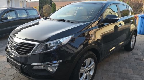 Dezmembrez Kia Sportage 2.0 crdi 2011,cod mot