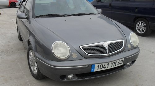 Dezmembrez Lancia Lybra 2.0 benzina '2000
