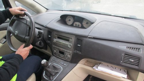 DEZMEMBREZ LANCIA MUSA DIN 2007