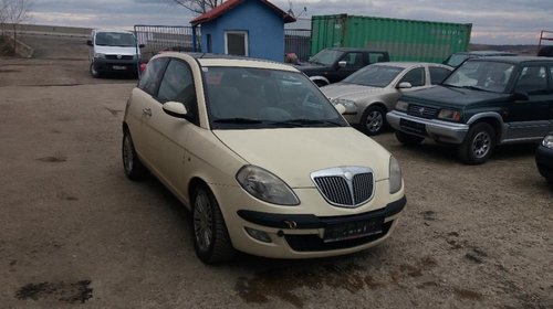 Dezmembrez Lancia Ypsilon 2005