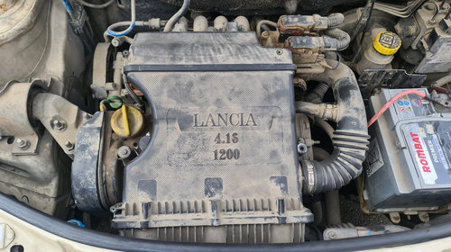 Dezmembrez Lancia Ypsilon fabricatie 2005 1.2 benzina 59 kw euro4