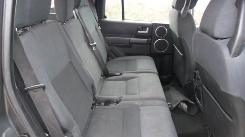 Dezmembrez Land Rover Discovery 3 . 2.7 diesel 2005-2009