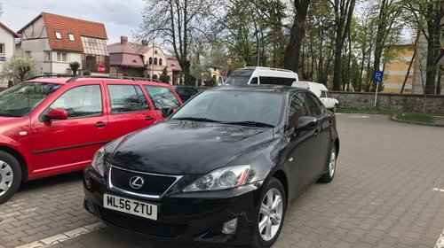 Dezmembrez lexus is 220