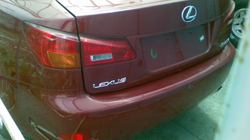 Dezmembrez Lexus is 250 2008