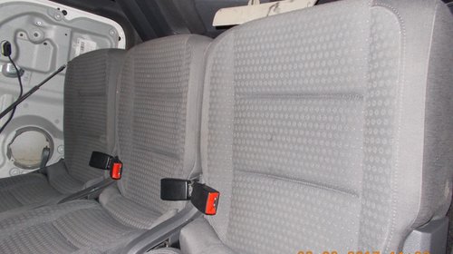 DEZMEMBREZ MASINA VW TOURAN DIN 2004,MOTORIZARE 1,9 DIESEL