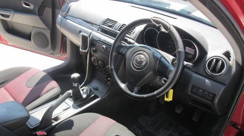 Dezmembrez mazda 3 1.6d din 2004