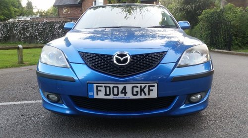 Dezmembrez Mazda 3 2005