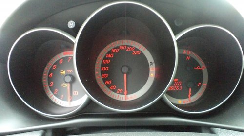 Dezmembrez Mazda 3 an 2006, motor 1999 cc, benzina