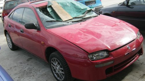 Dezmembrez Mazda 323 din 1996, 1.5b