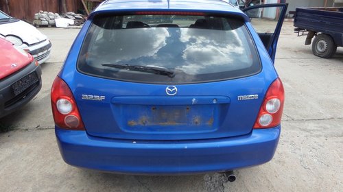 Dezmembrez Mazda 323 din 2002