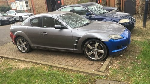 Dezmembrez mazda rx8\1.3 rotativ\2005