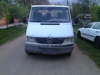 Dezmembrez mercedes sprinter 308 d camioneta