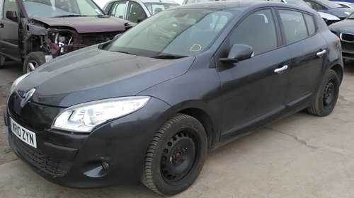 Dezmembrez Megane 3 1.9 DCi