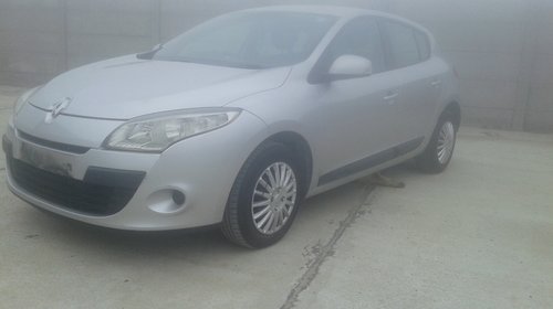 Dezmembrez Megane 3 2009-2014