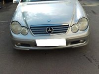 Dezmembrez Mercedes C200 Kompressor din 2003