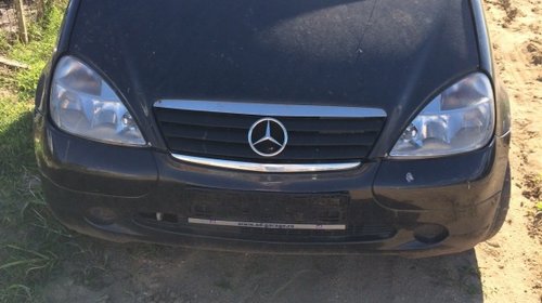 Dezmembrez mercedes a 140 din 2000